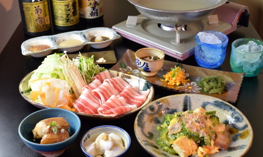 沖縄料理とあぐー豚しゃぶしゃぶコース